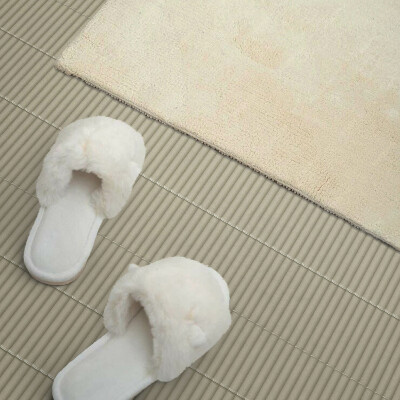 Vinylové obklady Horizontální linie v minimalistickém provedení