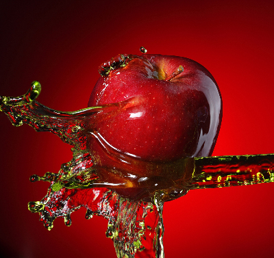 Stahovací roleta Jablko pokryté vodou