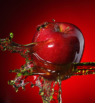 Stahovací roleta Jablko pokryté vodou