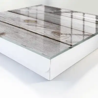 Dřevěná textura vytváří útulný prostor