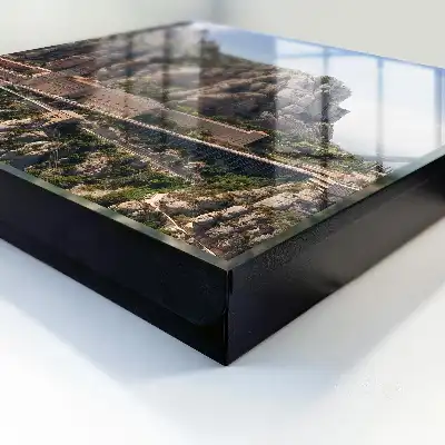 Horská architektura obohacená o klášter