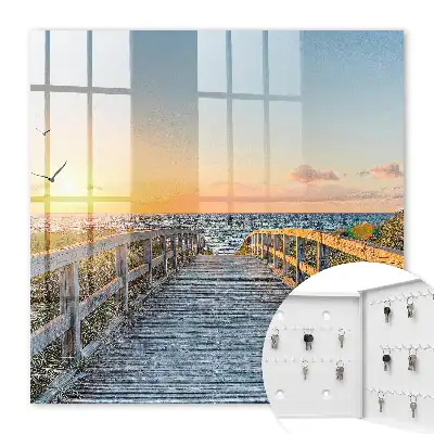 Cesta při západu slunce k oceánu