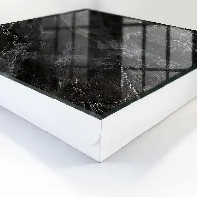 Stylová elegance připomínající mramor