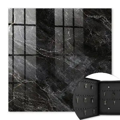 Stylová elegance připomínající mramor