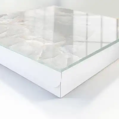 Neutrální elegance přírodního kamene