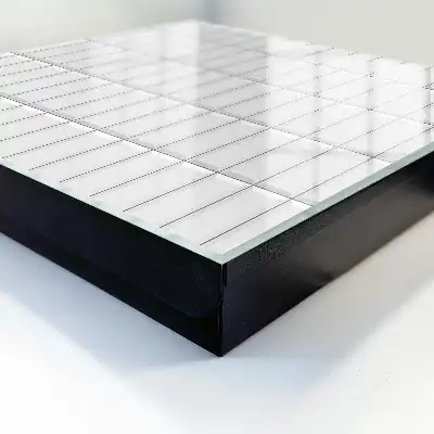 Decentní geometrie panelu