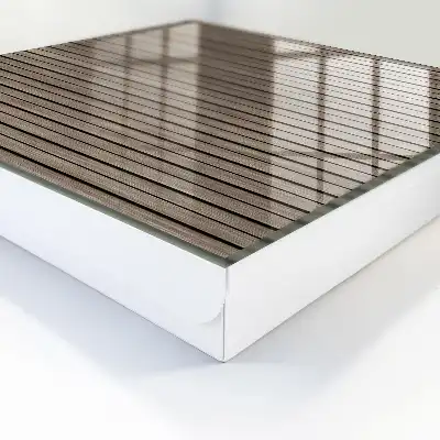 Dřevěné desky v harmonických liniích