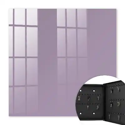 Šeříkově fialová minimalistická elegance