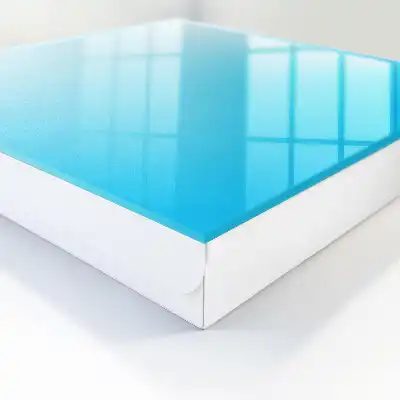 Modrý gradient vytváří klid