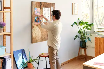 Korková nástěnka s motivem přírodního dřeva