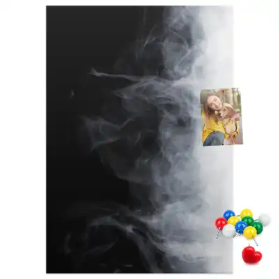 Nástěnka ve tvaru obláčku kouře