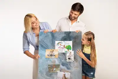 Nástěnka s mramorovým vzorem