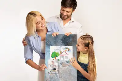 Nástěnka s mramorovým vzorem
