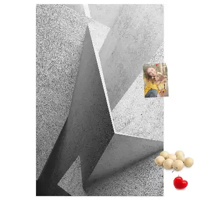 Nástěnka s abstraktní geometrií