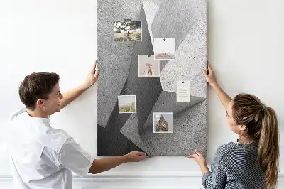 Nástěnka s abstraktní geometrií