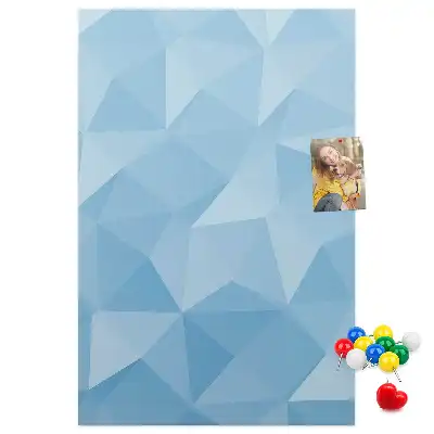 Korková nástěnka s geometrickým motivem
