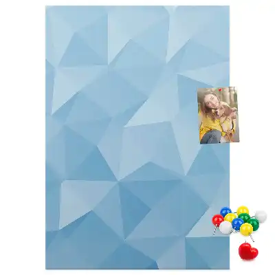 Korková nástěnka s geometrickým motivem