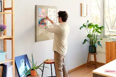 Korková nástěnka s lineárním motivem