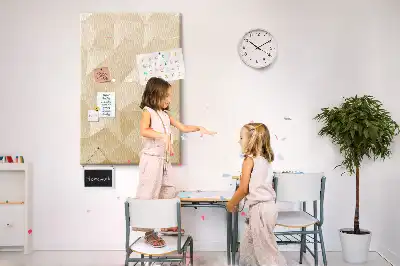 Korková nástěnka s lineárním motivem