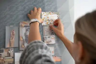 Dětská nástěnka Abstraktní šedé vlny