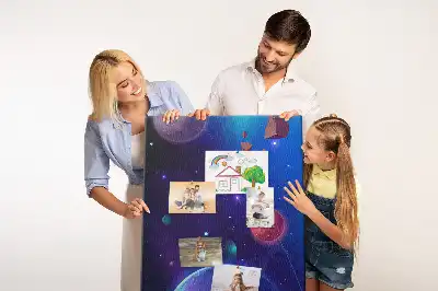 Nástěnka s motivem vesmírného umění