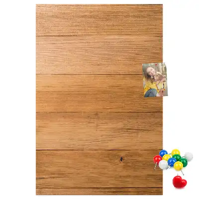 Dřevěná nástěnka z panelů