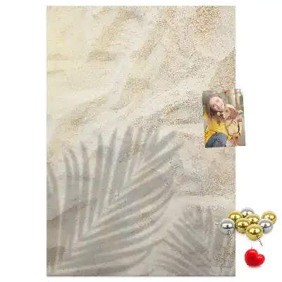 Korková nástěnka s motivem letního plážového písku
