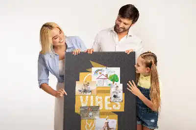 Korková nástěnka s inspirativním citátem
