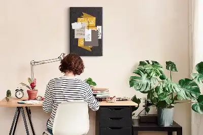Korková nástěnka s inspirativním citátem