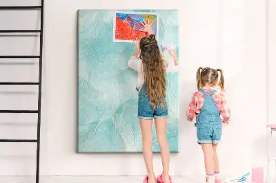 Korková nástěnka s motivem mramorové abstrakce
