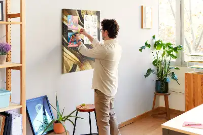 Dětská nástěnka s motivem abstraktních linií