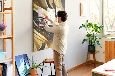 Dětská nástěnka s motivem abstraktních linií