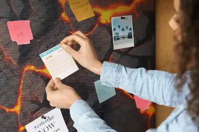 Dětská nástěnka Láva ze sopky