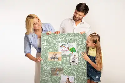 Dětská nástěnka s motivem velkých listů