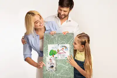 Dětská nástěnka s motivem velkých listů