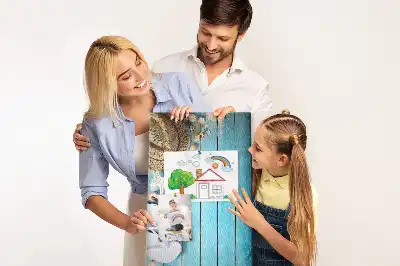 Nástěnka s motivem letní čepice a žabek
