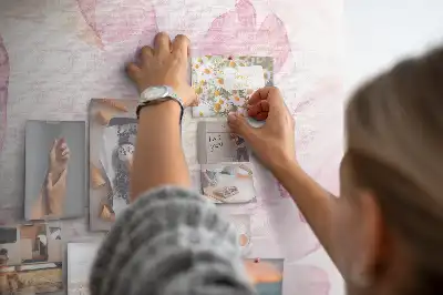 Korková nástěnka Okvětní lístky