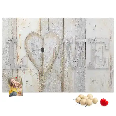 Nástěnka do dětského pokoje s romantickým citátem love