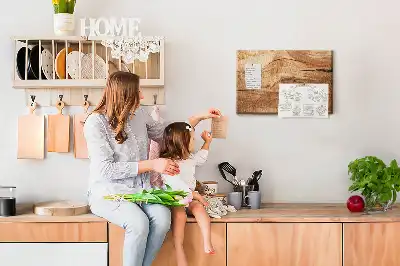 Korková nástěnka s texturou dřeva