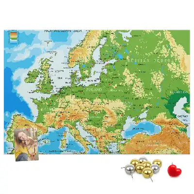 Nástěnka do dětského pokoje s motivem mapy světa