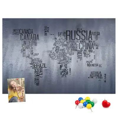Korková nástěnka Země světa z písmen