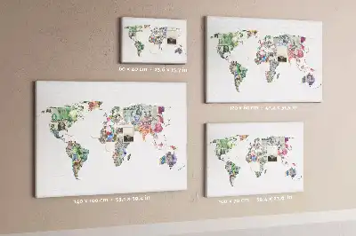Korková nástěnka s mapou světa