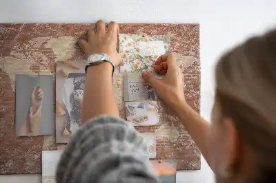 Korková tabule Mapa světa na cihle