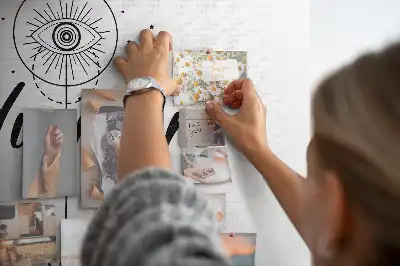 Korková nástěnka s motivem Volání dobrodružství