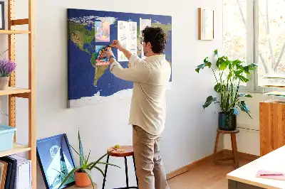 Korková nástěnná mapa světa