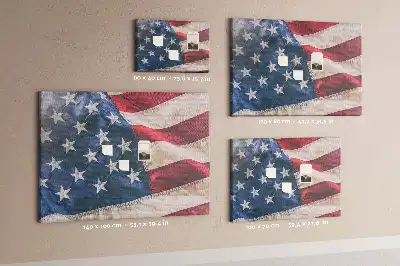 Korková nástěnka s motivem americké vlajky