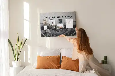 Nástěnka do dětského pokoje Každý má příběh