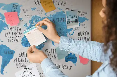 Nástěnka do dětského pokoje Modrá mapa světa