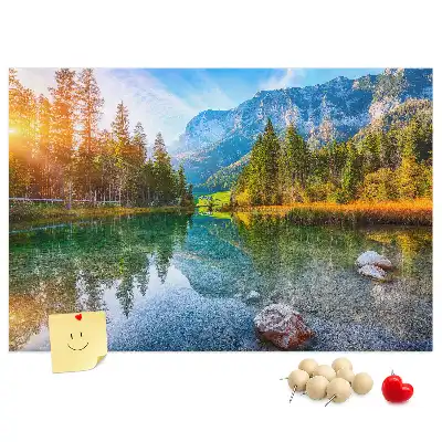 Nástěnka do dětského pokoje Říční horská krajina