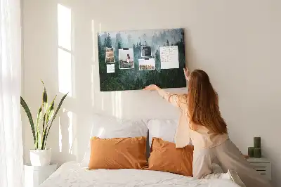 Nástěnka korková Mlžný les